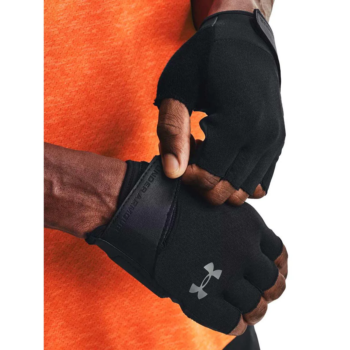 UNDER ARMOUR 1369826-001 Men's Training Gloves - Black - L
