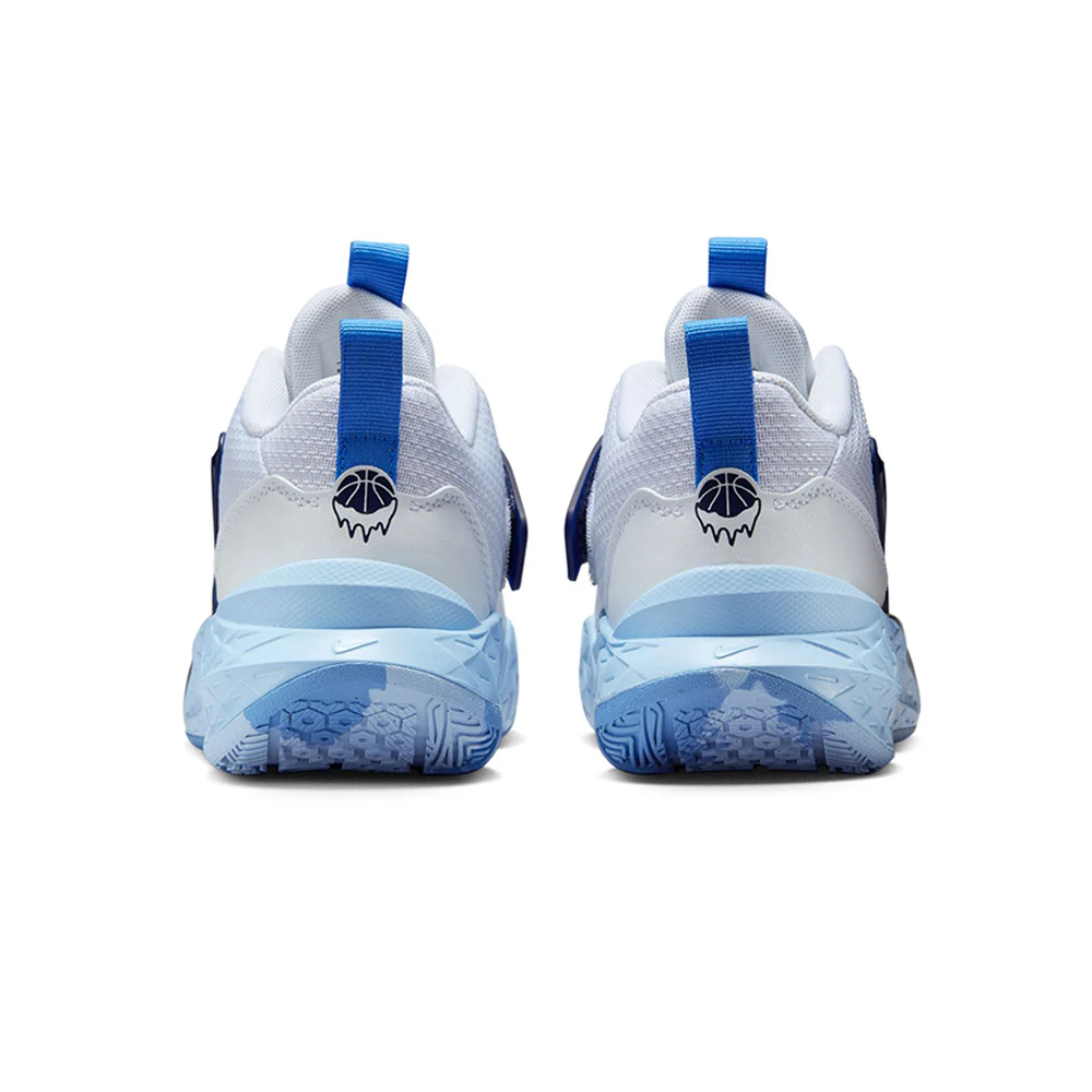 NIKE Team Hustle D 12 Kids Basketball Shoes