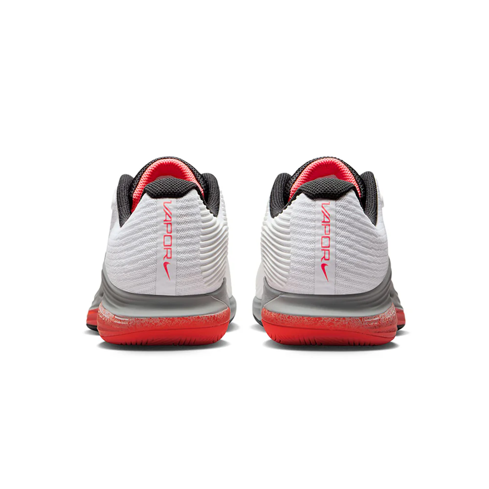 NIKE Vapor 12 Women's Tennis Shoes - White - US 6