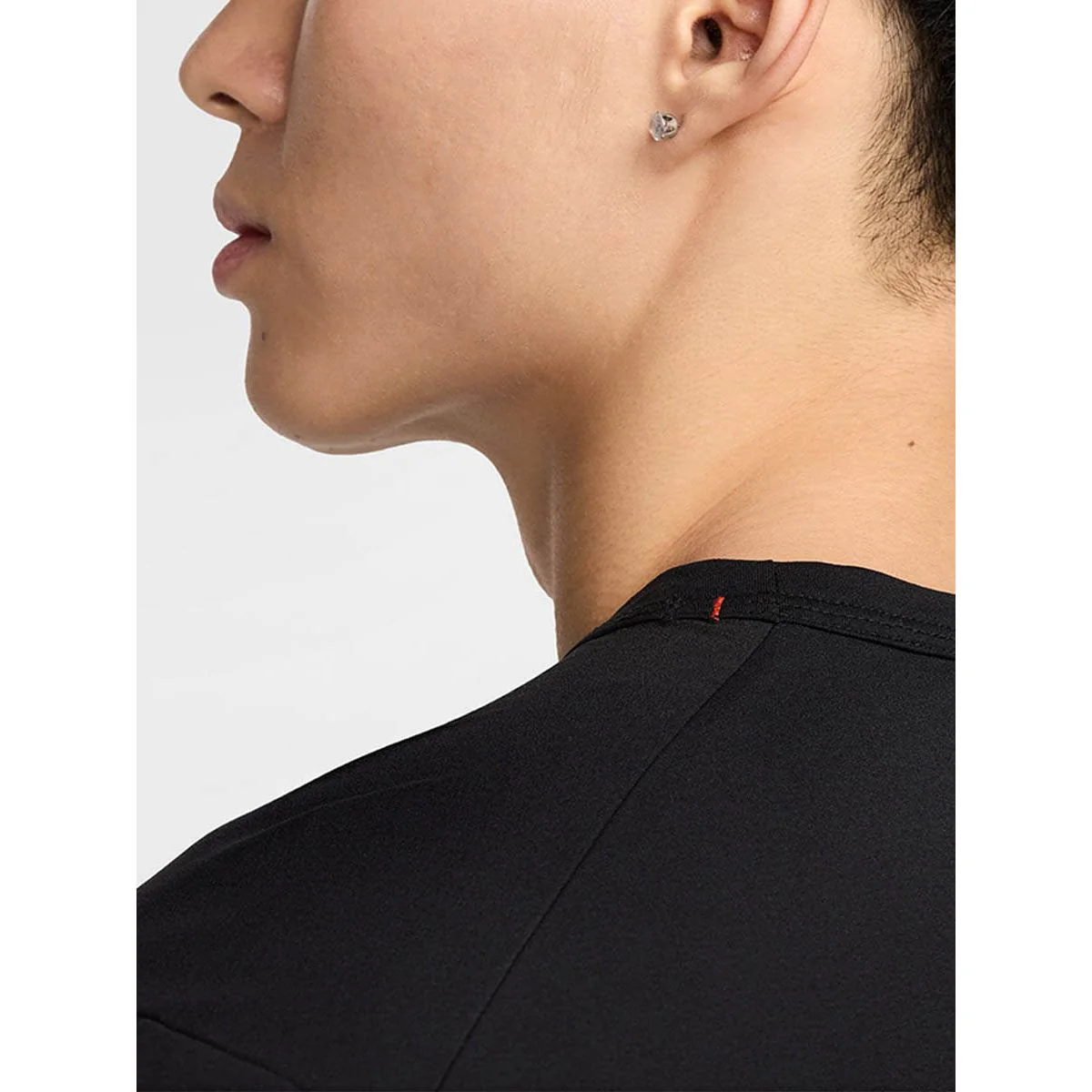 NIKE Hyverse Track Club Men's Running T-Shirt - Black - L (ASIAN SIZE)