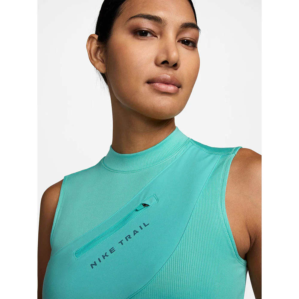NIKE Trail Dri-FIT Storage Women's Running Tank