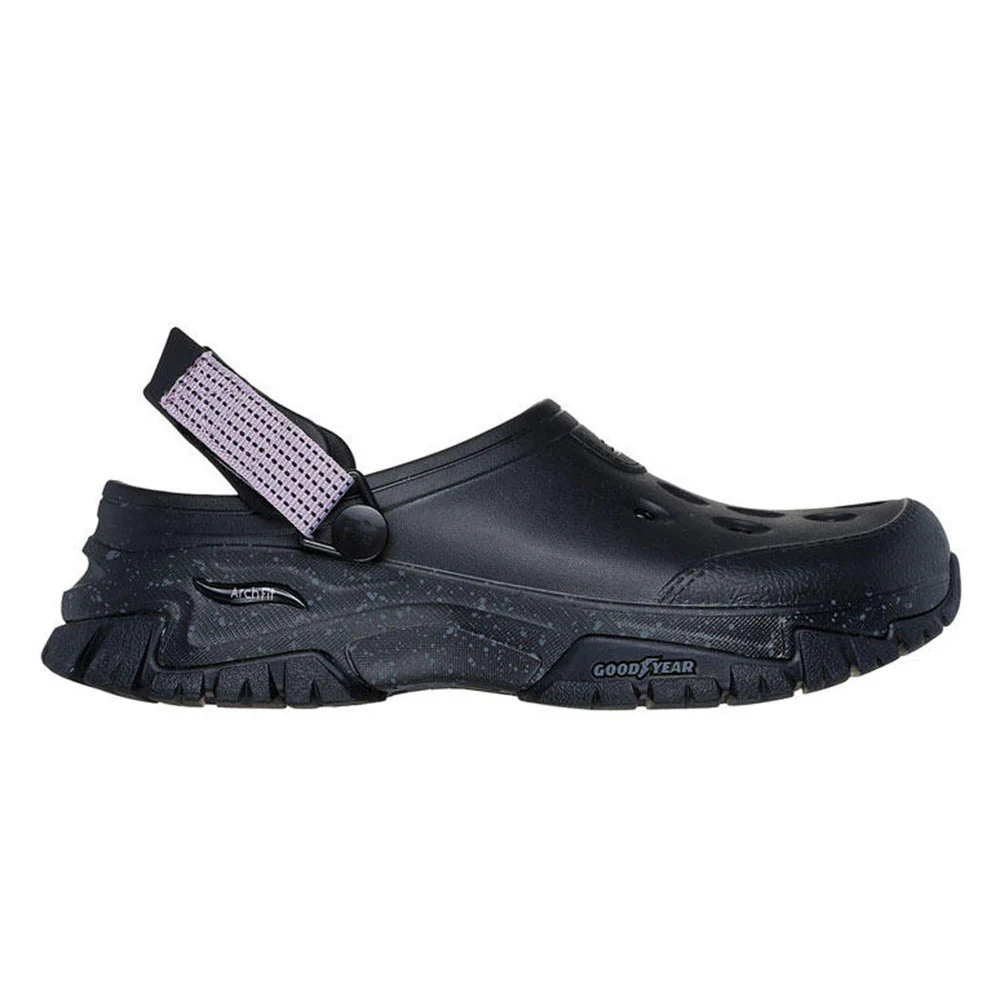 SKECHERS Foamies®: Arch Fit® Outdoor - Adventure Women's Sandals - Black - US 10