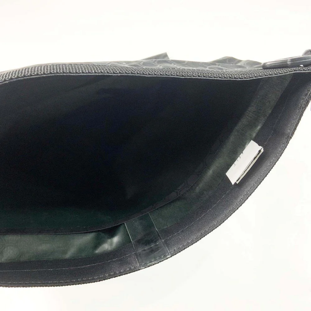 VIEW กระเป๋ากันน้ำ รุ่น VA0305 BLACK เหมาะสำหรับใส่อุปกรณ์ทางน้ำ - Black - One Size