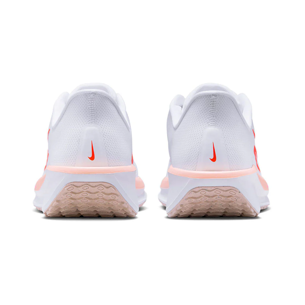 NIKE Quest 6 Women's Running Shoes