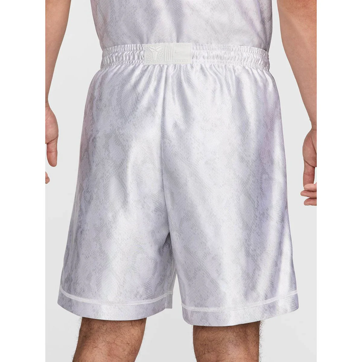 NIKE Kobe Dri-FIT Standard Issue Reversible 6" Men's Basketball Shorts - White - 2XL (ASIAN SIZE)